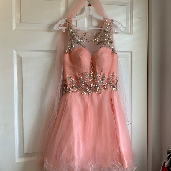 Dresses & Skirts - Short formal light pink dress with beading